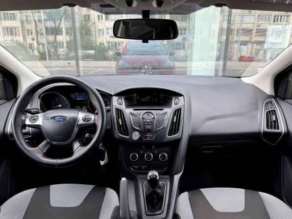 Ford Focus III с пробегом 2013 года, цена 830 000 рублей, 181343 км, хэтчбек, Автокод Объявления