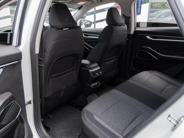 Geely Emgrand II с пробегом 2024 года, цена 1 565 000 рублей, 27561 км, седан, Автокод Объявления