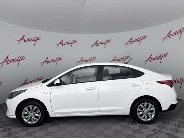 Hyundai Solaris II Рестайлинг с пробегом 2022 года, цена 1 379 000 рублей, 109324 км, седан, Автокод Объявления