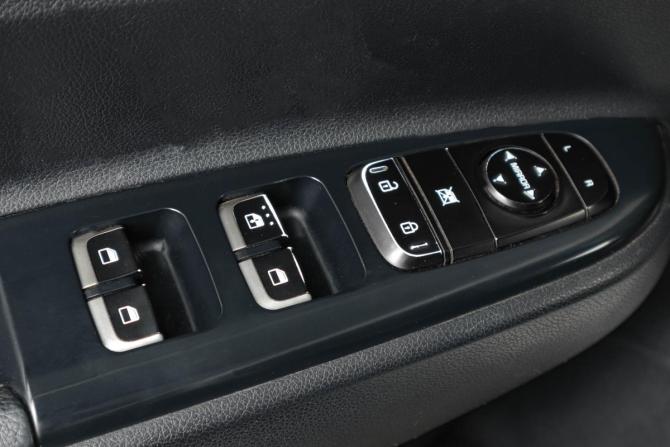 Kia Rio IV с пробегом 2018 года, цена 1 759 000 рублей, 67000 км, седан, Автокод Объявления