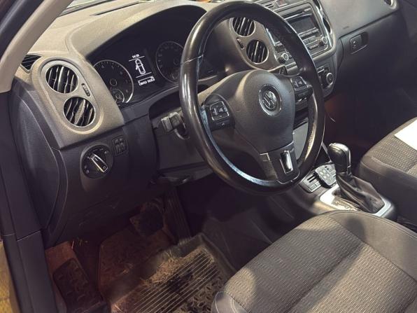 Volkswagen Tiguan I Рестайлинг с пробегом 2014 года, цена 1 240 000 рублей, 130200 км, внедорожник, Автокод Объявления