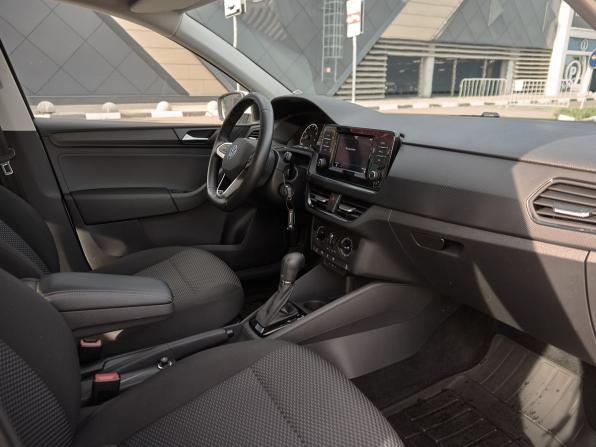 Volkswagen Polo VI с пробегом 2022 года, цена 1 740 000 рублей, 71209 км, лифтбек, Автокод Объявления