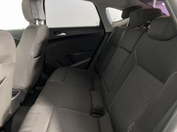 Opel Astra J Рестайлинг с пробегом 2012 года, цена 750 000 рублей, 193968 км, седан, Автокод Объявления