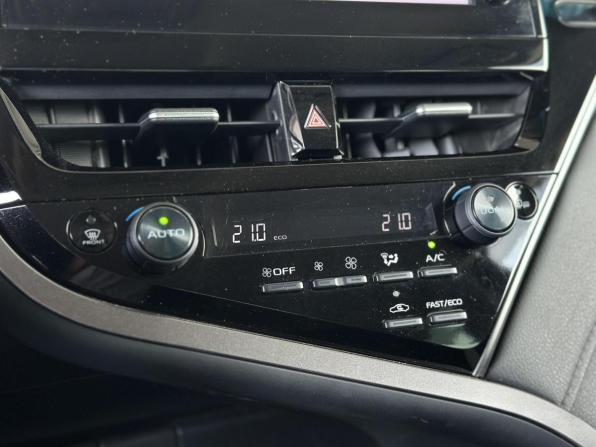 Toyota Camry VIII (XV70) Рестайлинг с пробегом 2021 года, цена 3 179 000 рублей, 77424 км, седан, Автокод Объявления