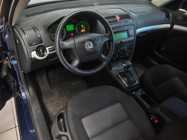 Skoda Octavia II (A5) с пробегом 2008 года, цена 399 000 рублей, 285279 км, лифтбек, Автокод Объявления
