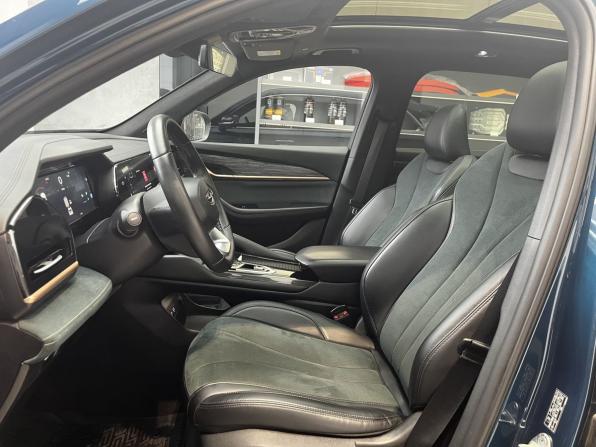 Geely Monjaro I с пробегом 2023 года, цена 3 150 000 рублей, 53730 км, внедорожник, Автокод Объявления