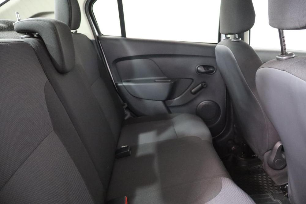 Renault Logan II Санкт-Петербург  - изображение 12