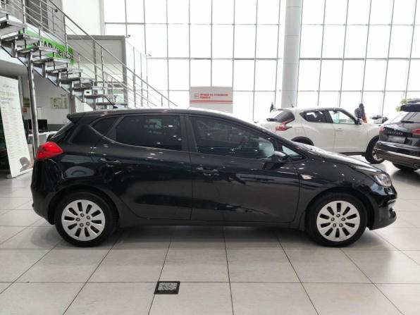 Kia Ceed II Рестайлинг с пробегом 2016 года, цена 1 300 000 рублей, 187649 км, хэтчбек, Автокод Объявления