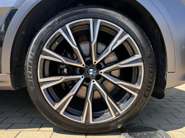 BMW X7 I (G07) с пробегом 2021 года, цена 8 990 000 рублей, 56800 км, внедорожник, Автокод Объявления