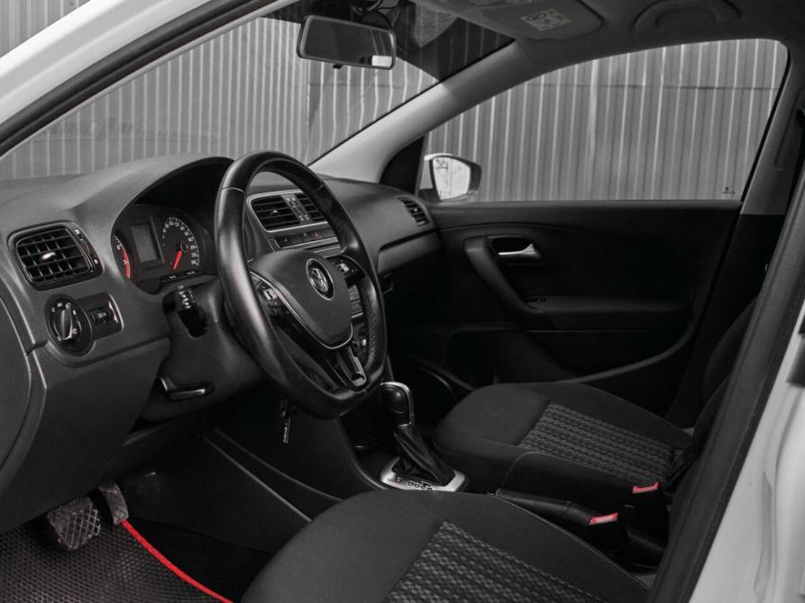 Volkswagen Polo V Рестайлинг Екатеринбург  - изображение 9