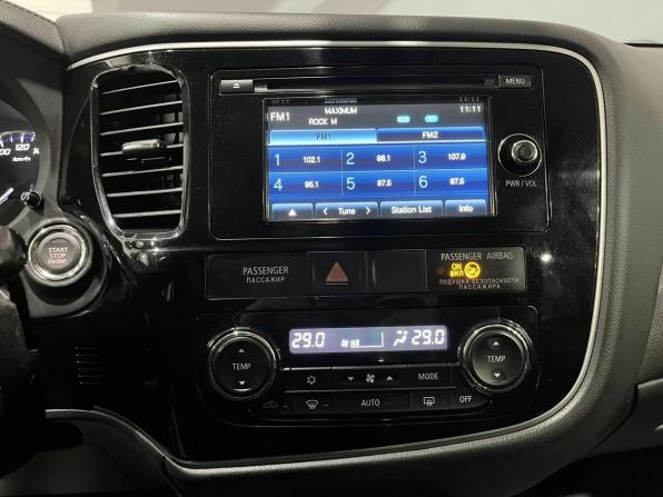 Mitsubishi Outlander III Рестайлинг 2 с пробегом 2015 года, цена 1 780 000 рублей, 114700 км, внедорожник, Автокод Объявления