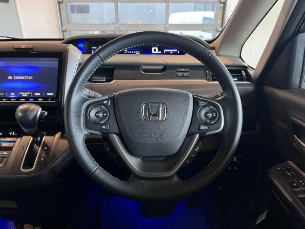 Honda Freed II Рестайлинг с пробегом 2020 года, цена 1 980 000 рублей, 78778 км, компактвэн, Автокод Объявления
