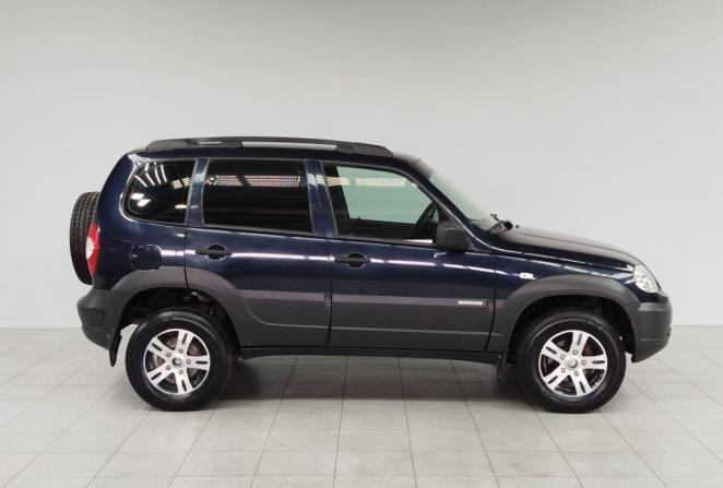 Chevrolet Niva I Рестайлинг с пробегом 2016 года, цена 760 000 рублей, 66859 км, внедорожник, Автокод Объявления