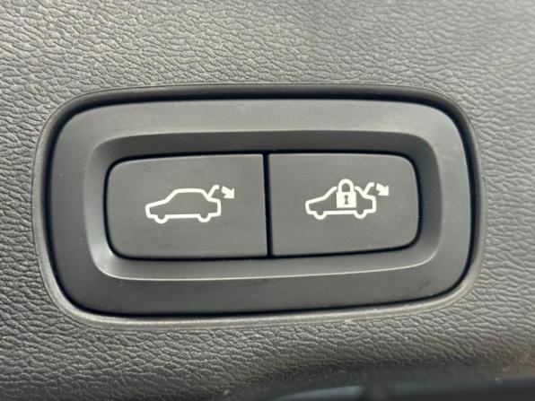 Volvo XC60 II с пробегом 2021 года, цена 3 599 000 рублей, 134250 км, внедорожник, Автокод Объявления