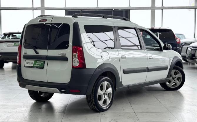 Lada (ВАЗ) Largus I с пробегом 2018 года, цена 989 000 рублей, 174376 км, универсал, Автокод Объявления