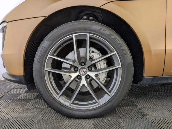 Porsche Macan I с пробегом 2015 года, цена 2 750 000 рублей, 99000 км, внедорожник, Автокод Объявления