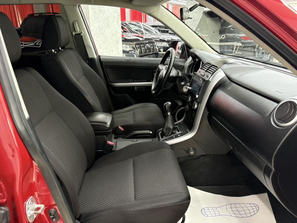 Suzuki Grand Vitara II Рестайлинг с пробегом 2010 года, цена 1 195 000 рублей, 126607 км, внедорожник, Автокод Объявления