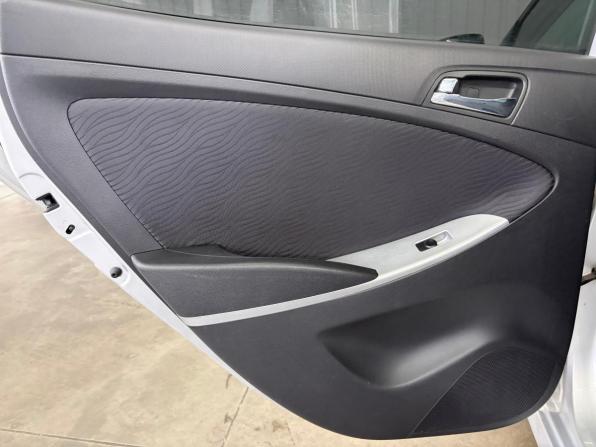 Hyundai Solaris I с пробегом 2011 года, цена 897 000 рублей, 164974 км, седан, Автокод Объявления