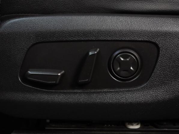 Kia Carnival IV с пробегом 2022 года, цена 4 899 000 рублей, 77169 км, минивэн, Автокод Объявления