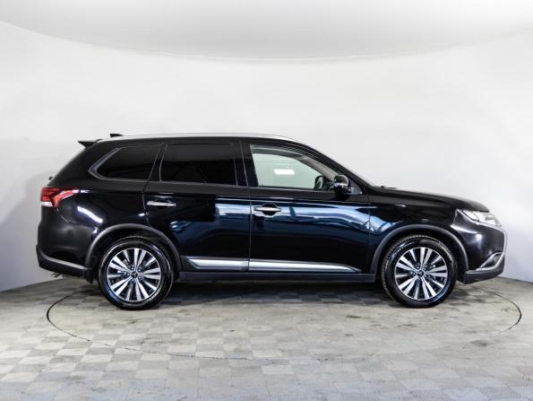 Mitsubishi Outlander III Рестайлинг 3 с пробегом 2020 года, цена 1 649 000 рублей, 202372 км, внедорожник, Автокод Объявления