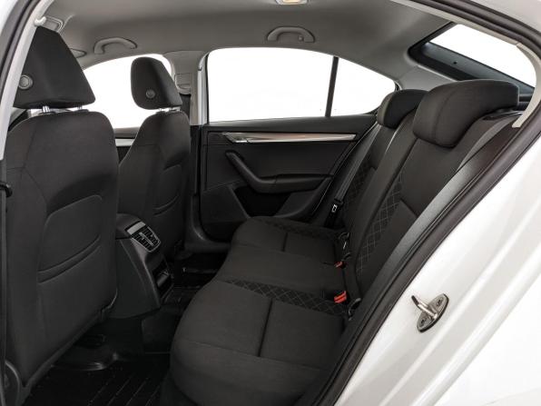 Skoda Octavia III (A7) Рестайлинг с пробегом 2020 года, цена 1 845 000 рублей, 83528 км, лифтбек, Автокод Объявления