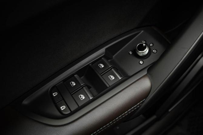 Audi Q5 II (FY) Рестайлинг с пробегом 2021 года, цена 4 335 000 рублей, 105095 км, внедорожник, Автокод Объявления