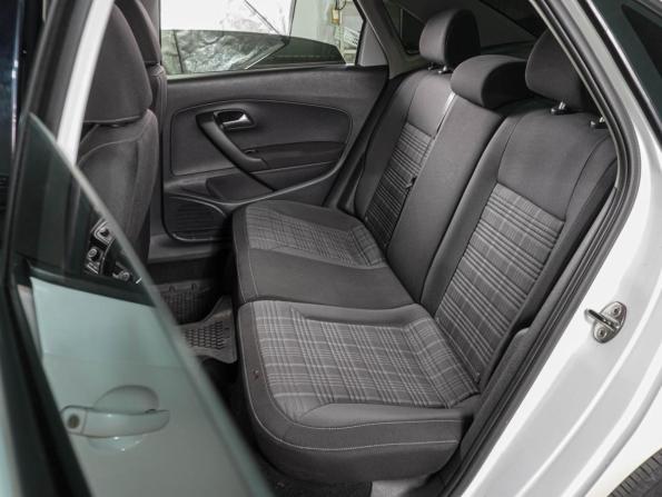Volkswagen Polo V Рестайлинг с пробегом 2018 года, цена 1 229 000 рублей, 183827 км, седан, Автокод Объявления