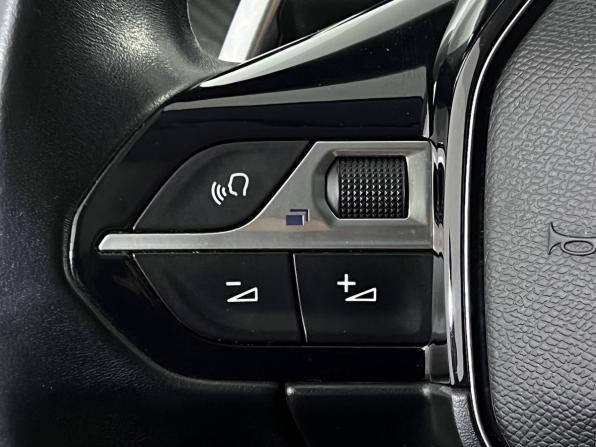 Peugeot 508 II с пробегом 2021 года, цена 2 030 000 рублей, 95291 км, лифтбек, Автокод Объявления