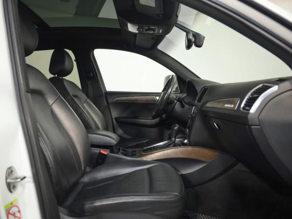 Audi Q5 I (8R) Рестайлинг с пробегом 2012 года, цена 1 399 000 рублей, 277112 км, внедорожник, Автокод Объявления