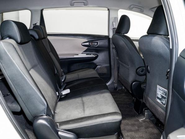 Toyota Wish II с пробегом 2010 года, цена 1 525 000 рублей, 87000 км, минивэн, Автокод Объявления