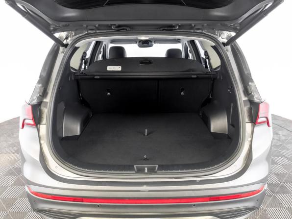 Hyundai Santa Fe IV Рестайлинг с пробегом 2022 года, цена 4 200 000 рублей, 36618 км, внедорожник, Автокод Объявления