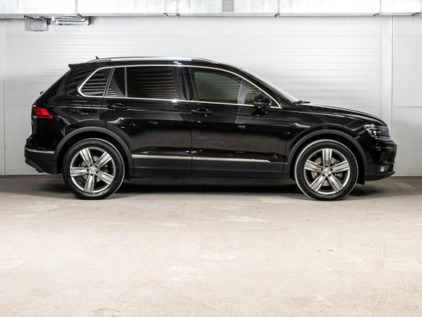 Volkswagen Tiguan II с пробегом 2017 года, цена 2 688 000 рублей, 162394 км, внедорожник, Автокод Объявления