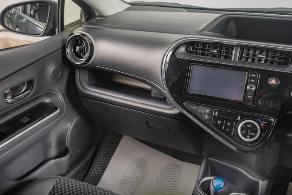 Toyota Aqua I Рестайлинг 2 Томск  - изображение 11