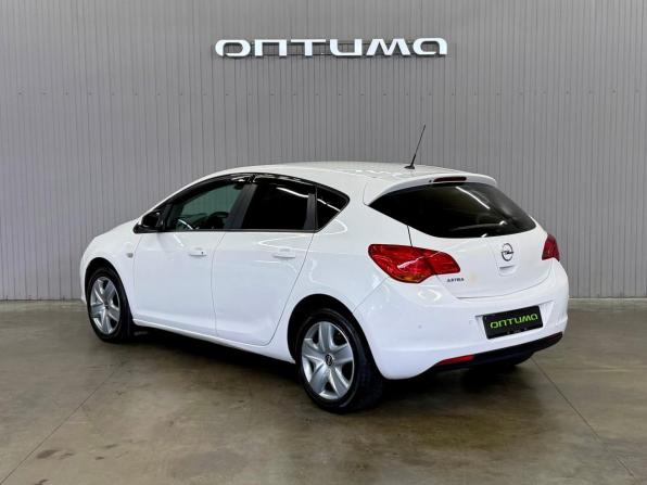 Opel Astra J с пробегом 2011 года, цена 797 000 рублей, 132920 км, хэтчбек, Автокод Объявления