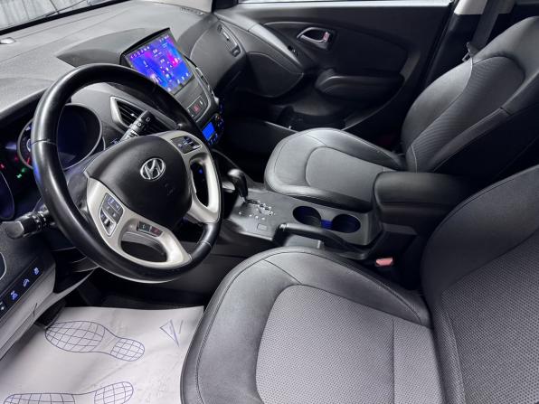 Hyundai ix35 I Рестайлинг с пробегом 2015 года, цена 1 590 000 рублей, 146031 км, внедорожник, Автокод Объявления