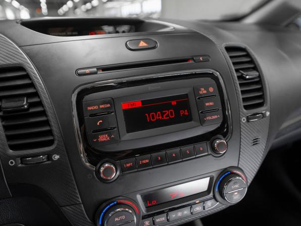 Kia Cerato III Рестайлинг (Classic) с пробегом 2019 года, цена 1 599 000 рублей, 75376 км, седан, Автокод Объявления