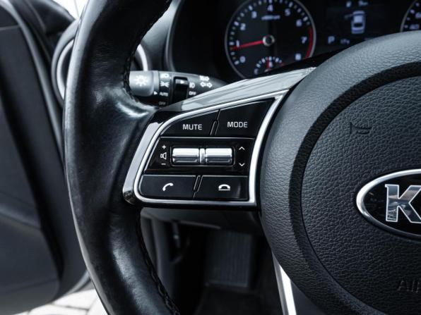 Kia K3 II с пробегом 2019 года, цена 1 765 000 рублей, 98987 км, седан, Автокод Объявления