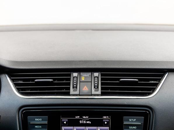 Skoda Octavia III (A7) с пробегом 2016 года, цена 1 098 000 рублей, 223115 км, лифтбек, Автокод Объявления