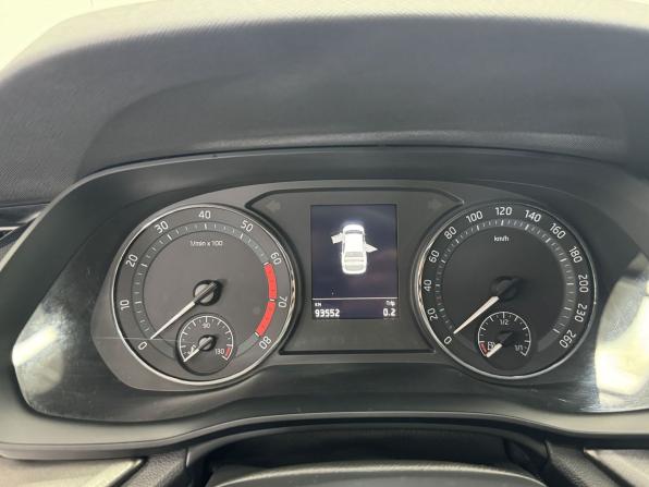 Skoda Octavia IV (A8) с пробегом 2020 года, цена 2 184 000 рублей, 93551 км, лифтбек, Автокод Объявления