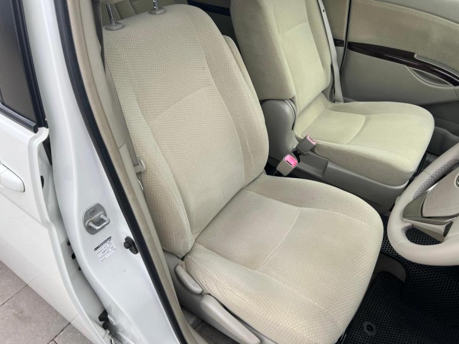 Toyota ISis I Рестайлинг Стерлитамак  - изображение 14
