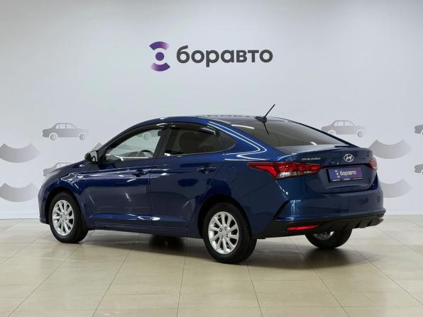 Hyundai Solaris II Рестайлинг с пробегом 2022 года, цена 1 630 000 рублей, 83888 км, седан, Автокод Объявления