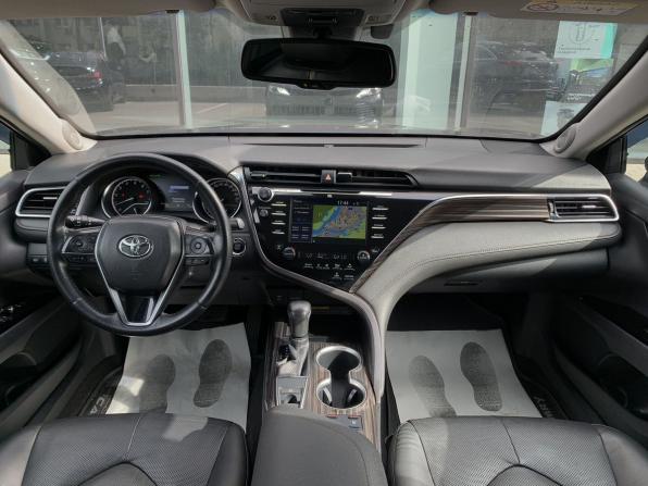 Toyota Camry VIII (XV70) с пробегом 2019 года, цена 2 820 000 рублей, 94144 км, седан, Автокод Объявления