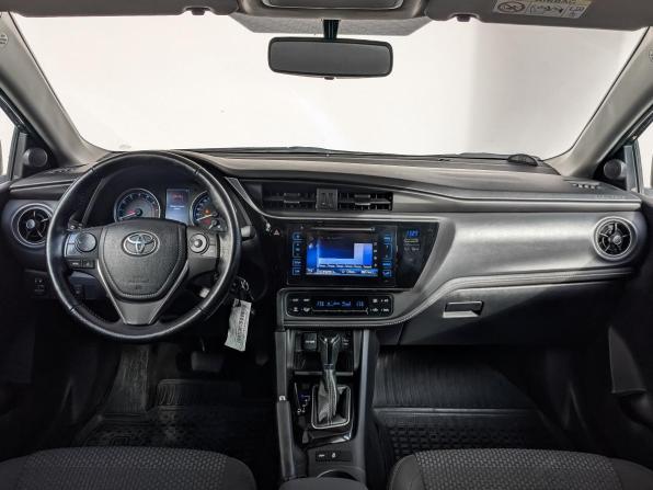Toyota Corolla XI (E160 E170 E180) Рестайлинг 1 с пробегом 2018 года, цена 1 750 000 рублей, 107942 км, седан, Автокод Объявления