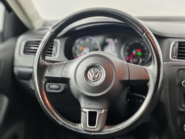 Volkswagen Jetta VI с пробегом 2012 года, цена 979 000 рублей, 225254 км, седан, Автокод Объявления