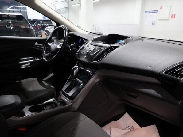 Ford Kuga II с пробегом 2015 года, цена 1 320 000 рублей, 133454 км, внедорожник, Автокод Объявления