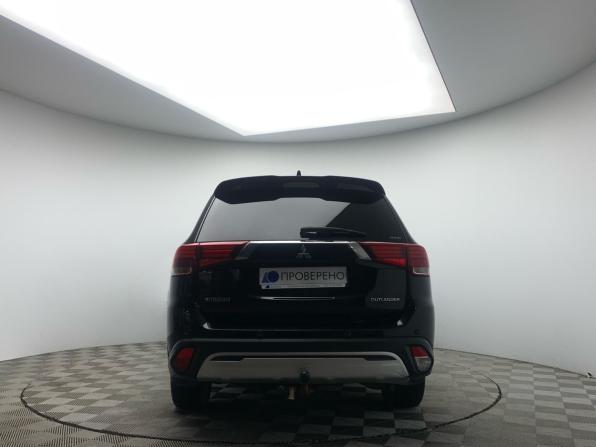Mitsubishi Outlander III Рестайлинг 3 с пробегом 2019 года, цена 2 159 000 рублей, 176016 км, внедорожник, Автокод Объявления