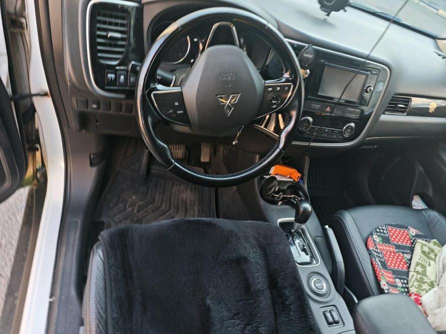 Mitsubishi Outlander III Рестайлинг 2 Санкт-Петербург  - изображение 8