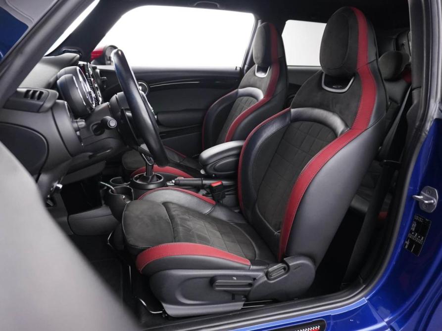 Mini Hatch III (F55/F56) Москва  - изображение 13