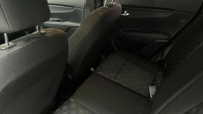 Kia Rio IV с пробегом 2017 года, цена 1 270 000 рублей, 142600 км, седан, Автокод Объявления