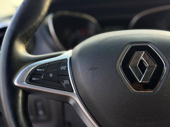 Renault Kaptur I Рестайлинг с пробегом 2021 года, цена 1 290 000 рублей, 46196 км, внедорожник, Автокод Объявления